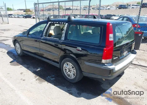 2004 Volvo V70 2.4 from USA, damaged, VIN YV1SW61T842429328
